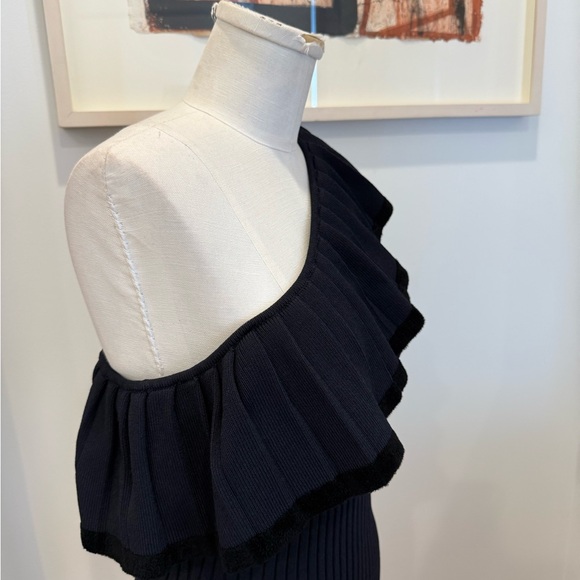 Tabula Rasa Ribbed One Shoulder Top - Picture 7 of 7